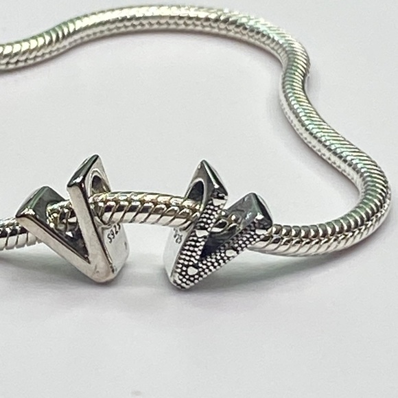 Sterling Silver Letter V Charm - Picture 3 of 8